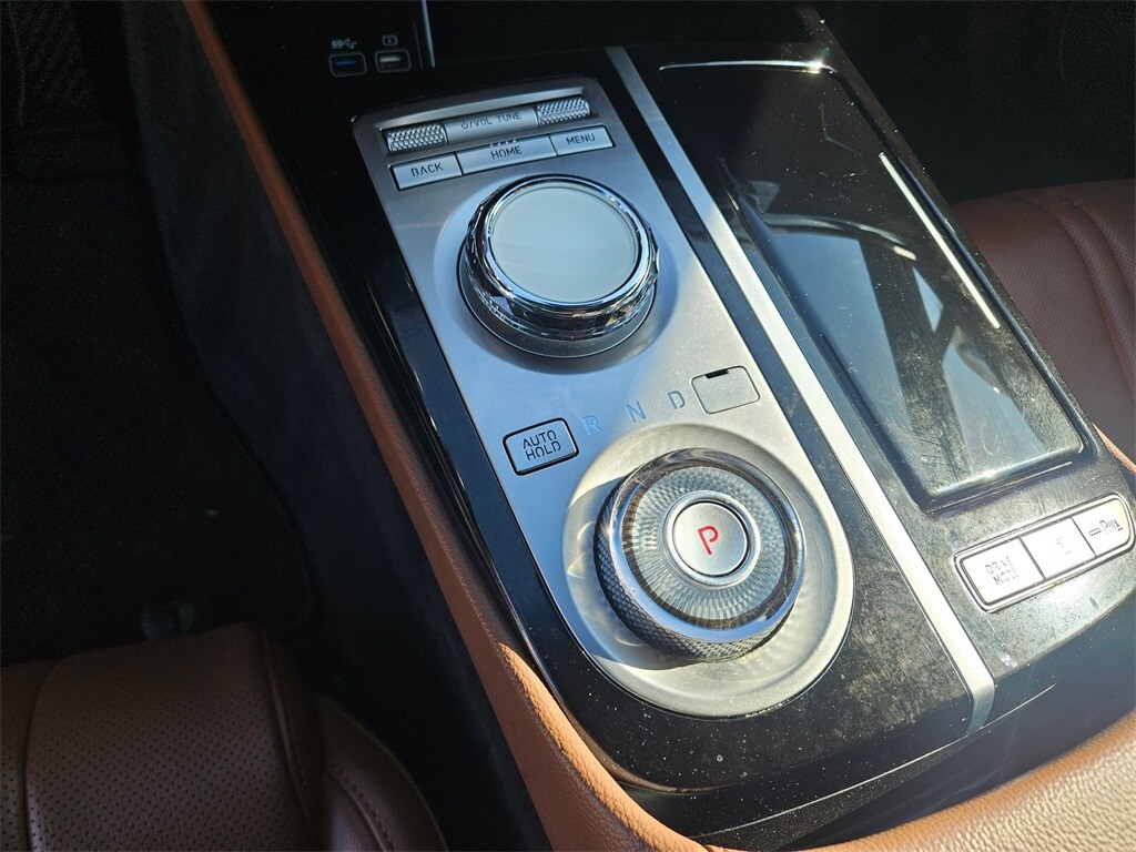 Thumbnail: 2023 Genesis G80 - 25