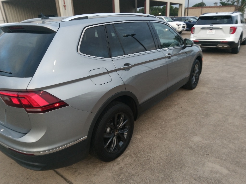 Thumbnail: 2024 Volkswagen Tiguan - 6