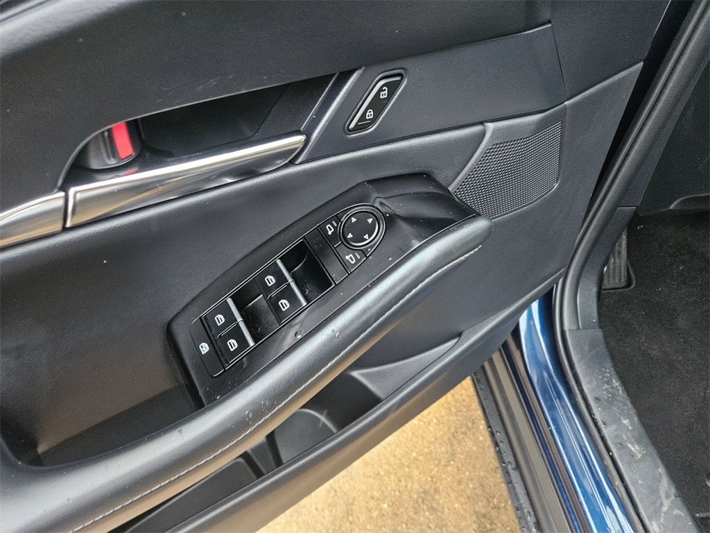 Thumbnail: 2025 Mazda CX-30 - 14