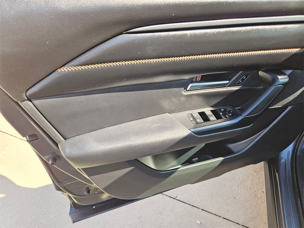 Thumbnail: 2025 Mazda CX-50 - 14