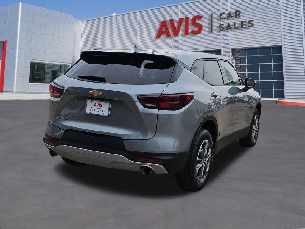 Thumbnail: 2025 Chevrolet Blazer - 6