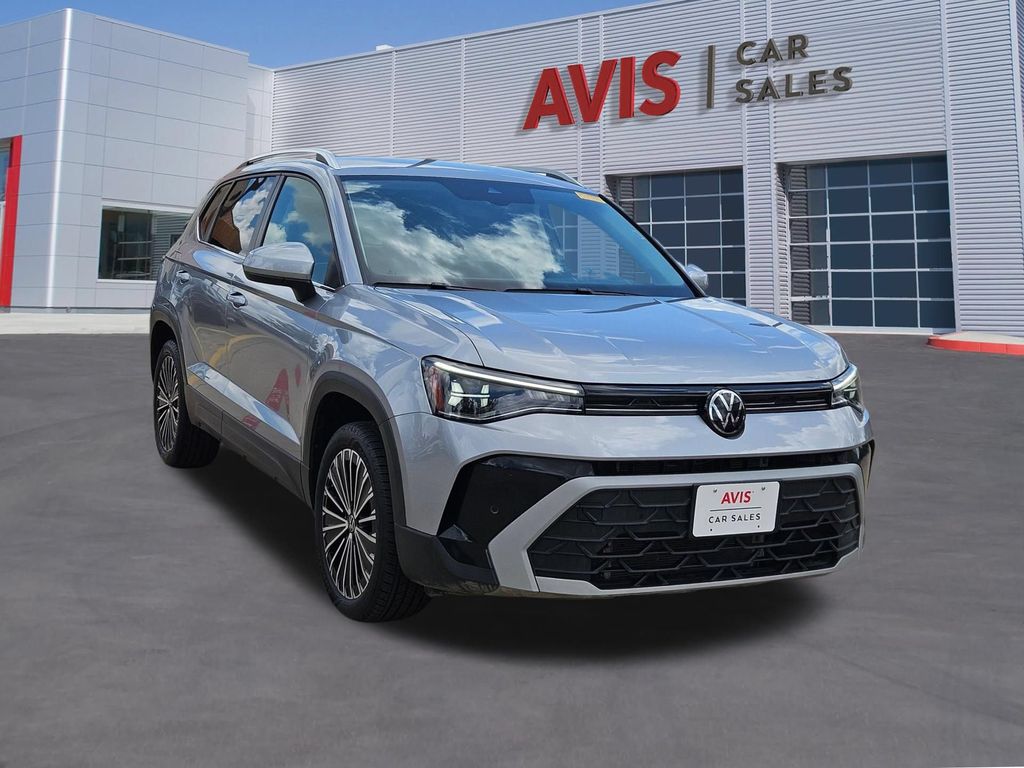 Thumbnail: 2025 Volkswagen Taos - 10
