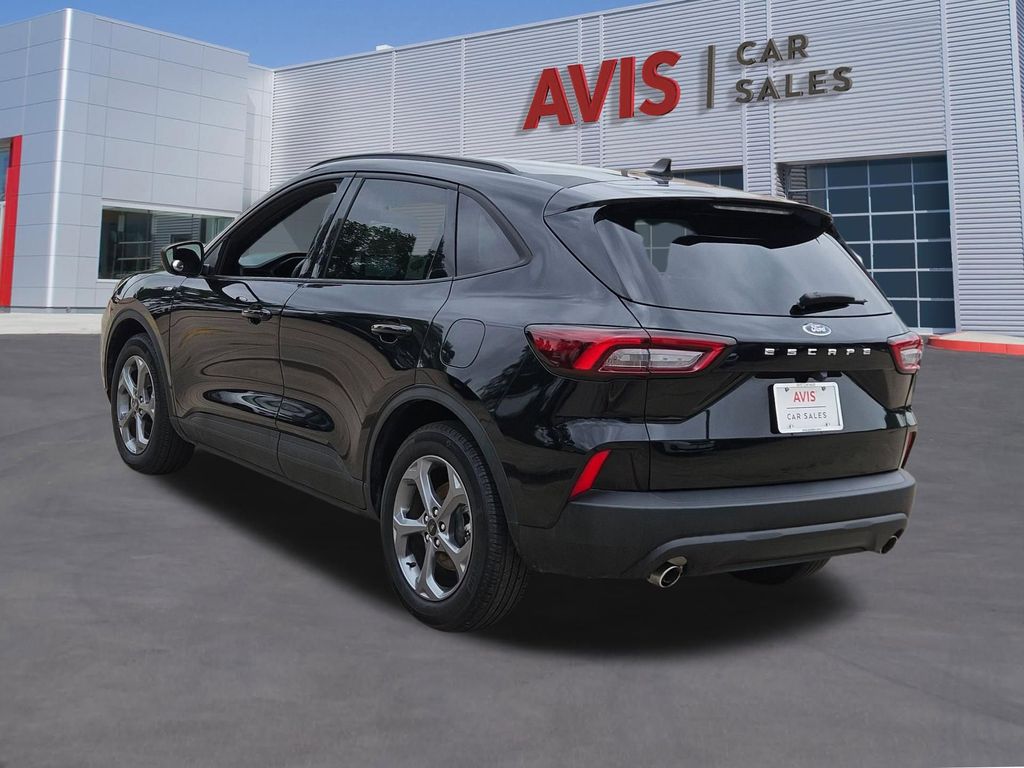 Thumbnail: 2025 Ford Escape - 3