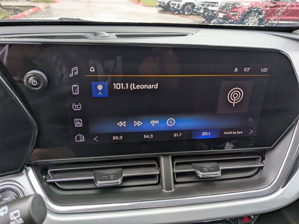 Thumbnail: 2025 Chevrolet Trax - 21