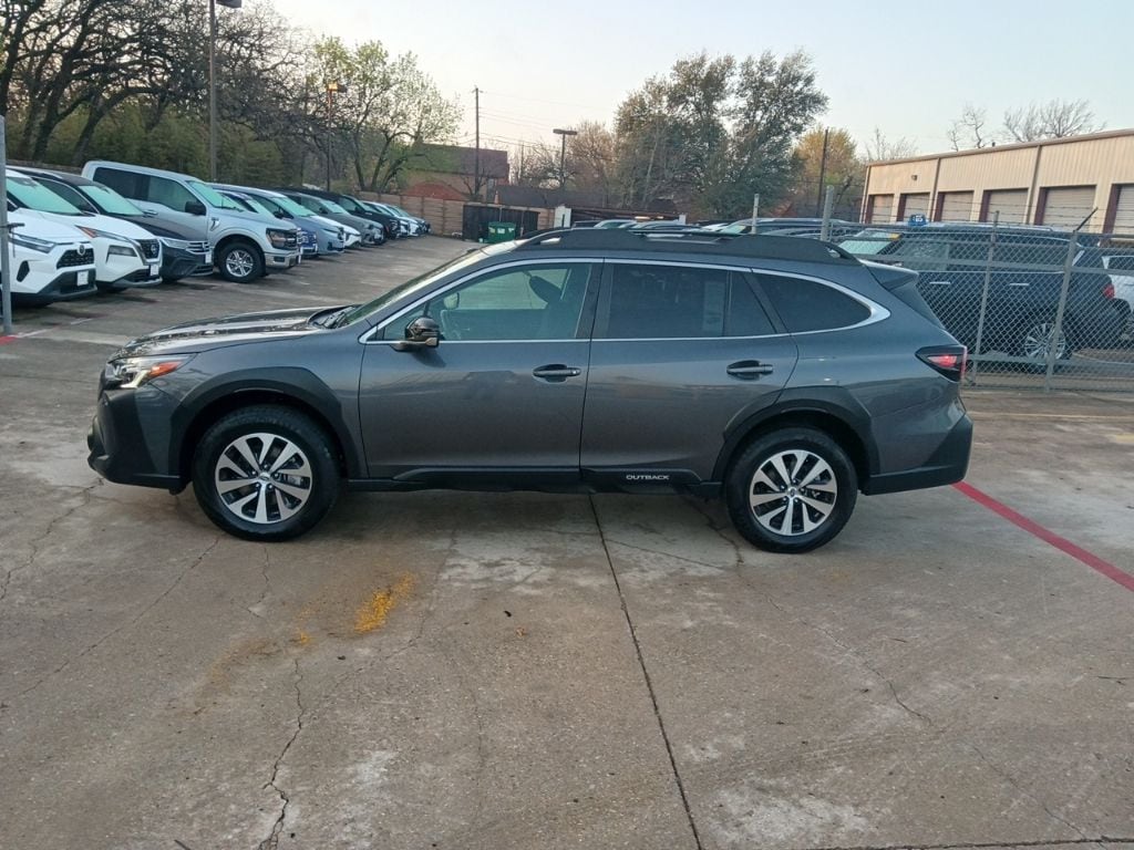 Thumbnail: 2025 Subaru Outback - 4