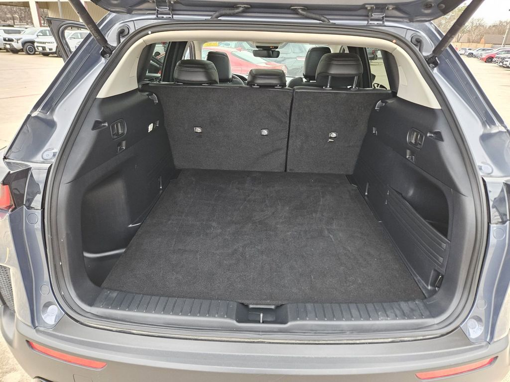 Thumbnail: 2025 Mazda CX-50 - 25