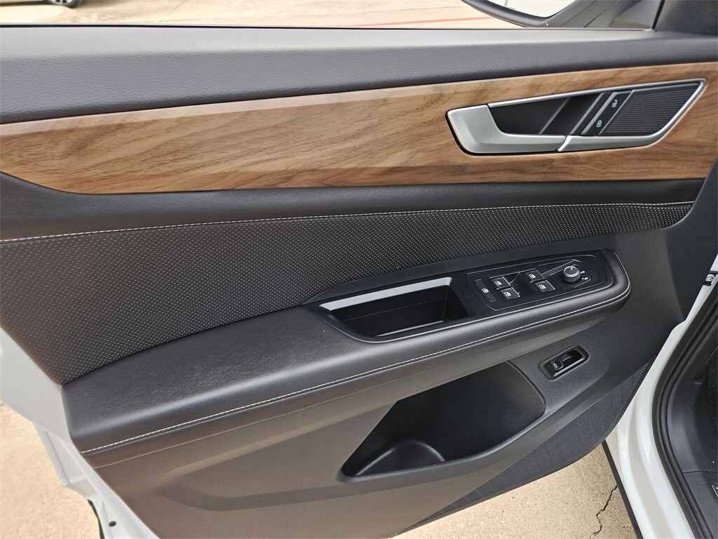 Thumbnail: 2025 Volkswagen Atlas - 13