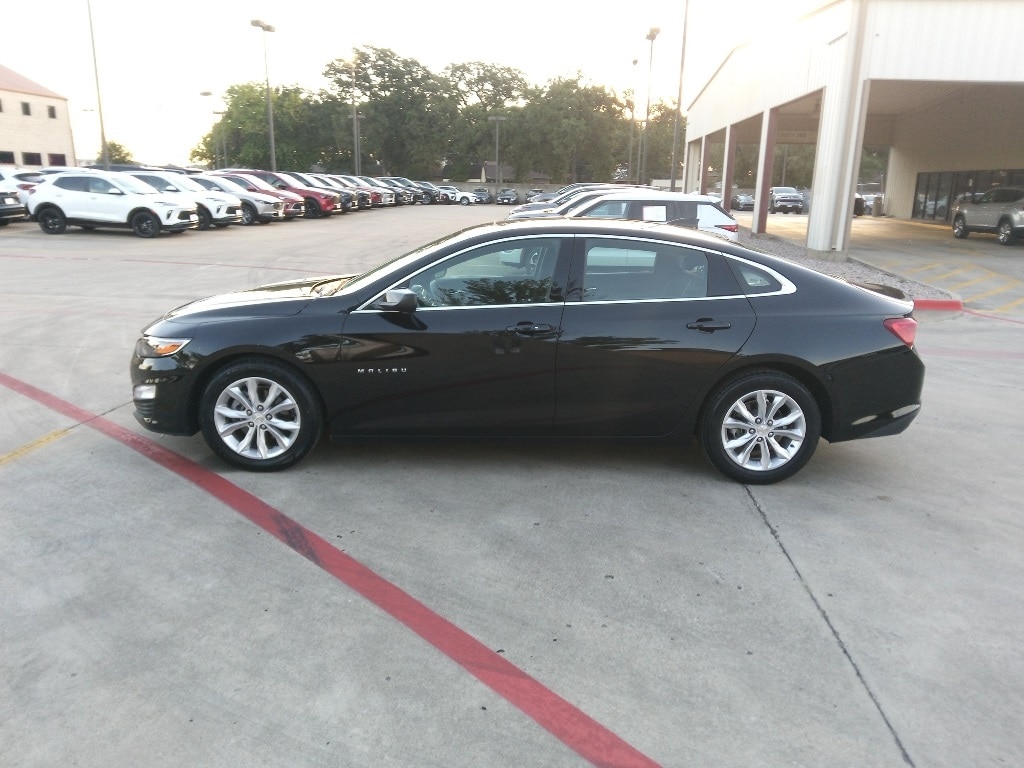 Thumbnail: 2024 Chevrolet Malibu - 8