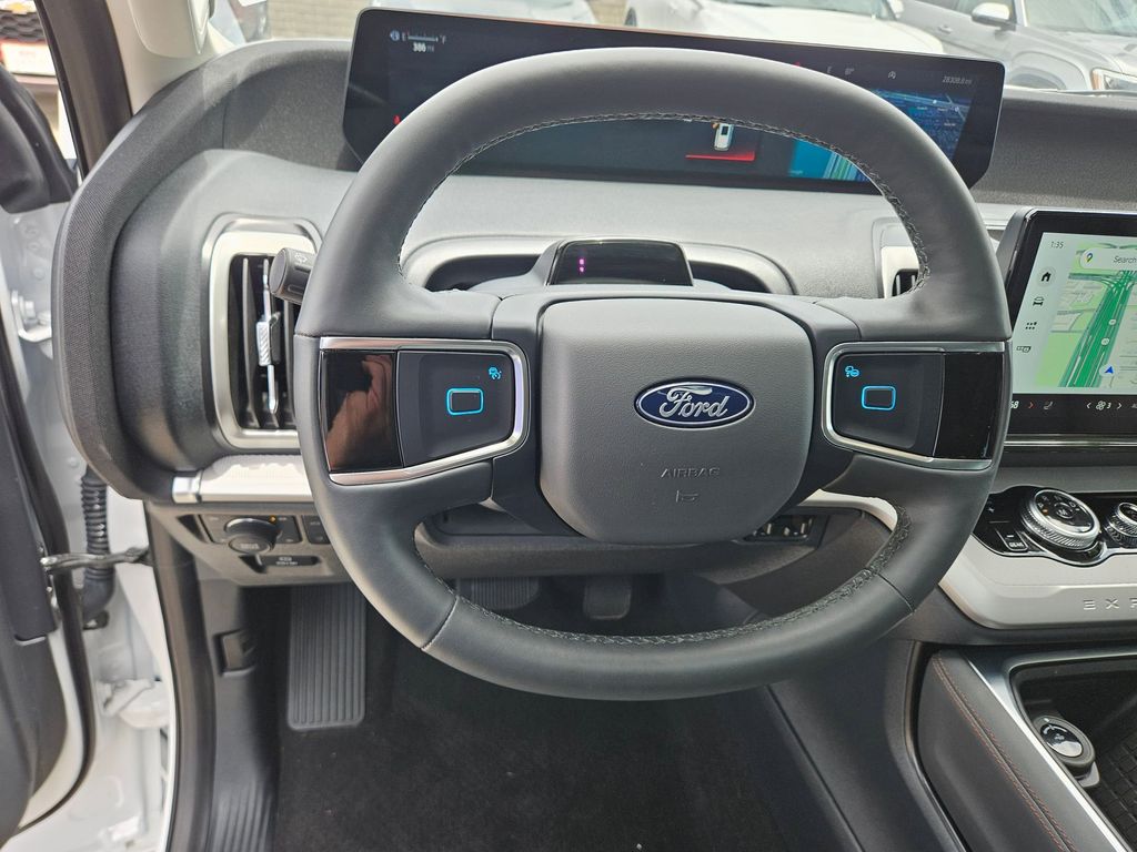 Thumbnail: 2025 Ford Expedition - 16