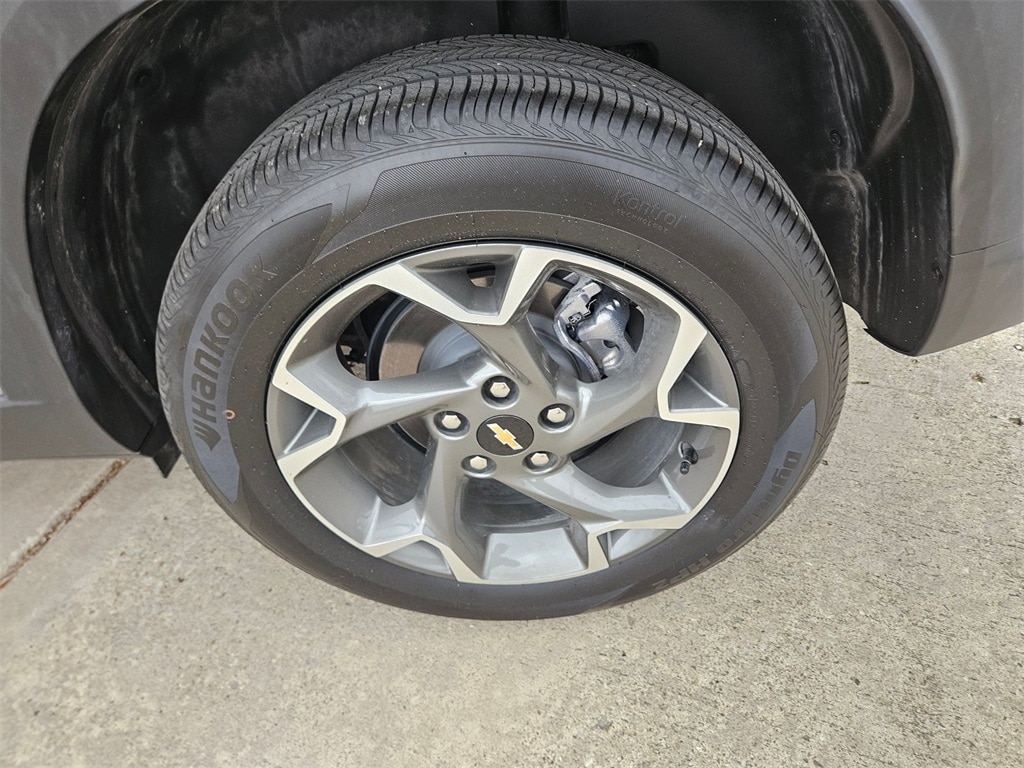 Thumbnail: 2025 Chevrolet Trax - 25