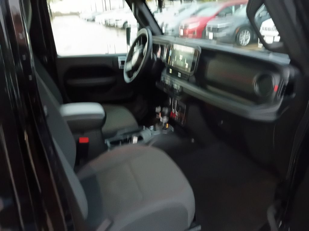 Thumbnail: 2025 Jeep Wrangler - 8