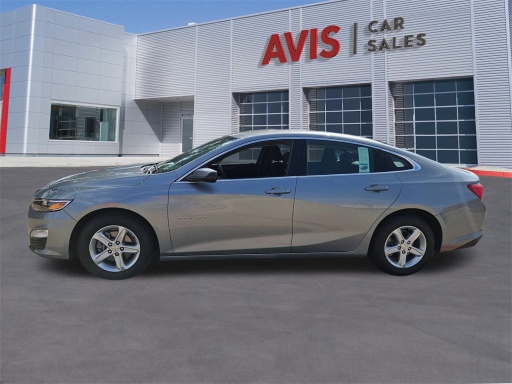 Thumbnail: 2024 Chevrolet Malibu - 2