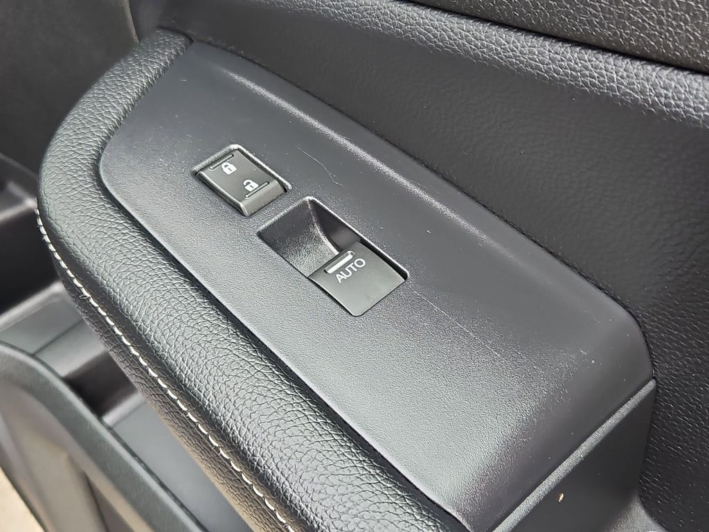 Thumbnail: 2025 Honda Ridgeline - 33