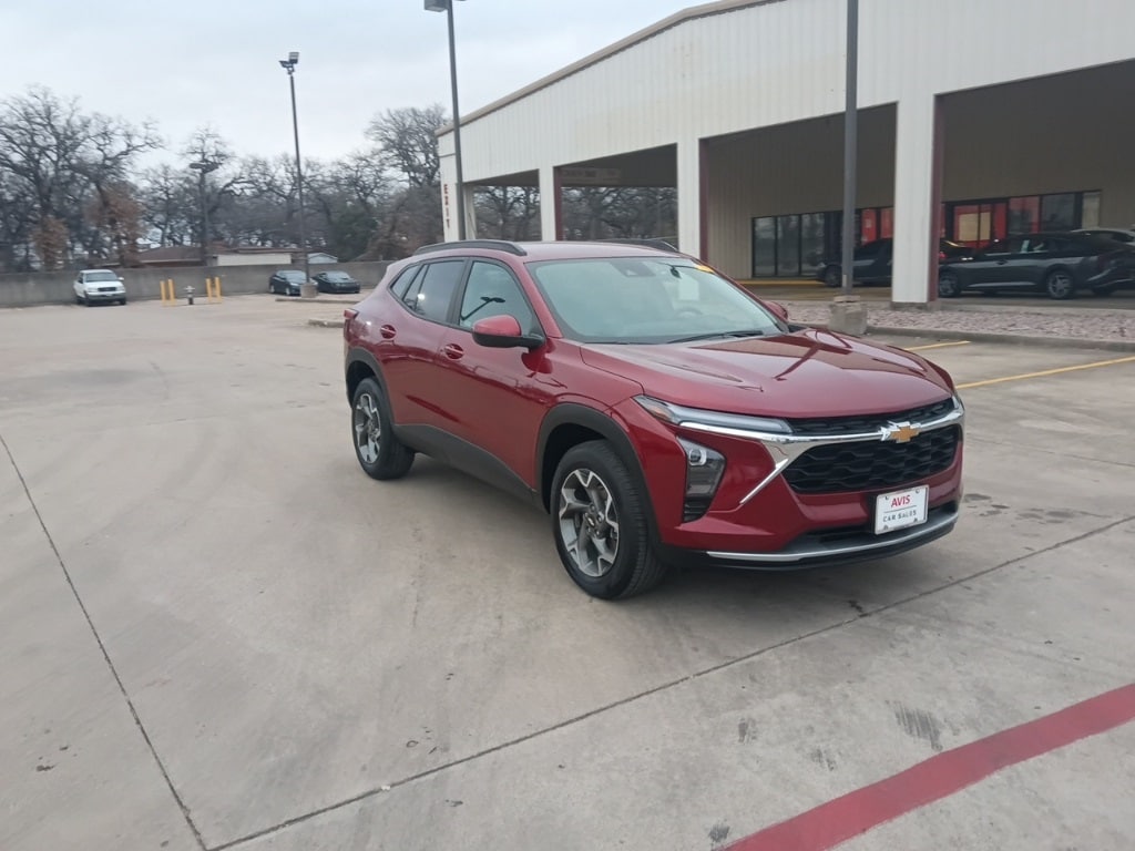 Thumbnail: 2025 Chevrolet Trax - 6