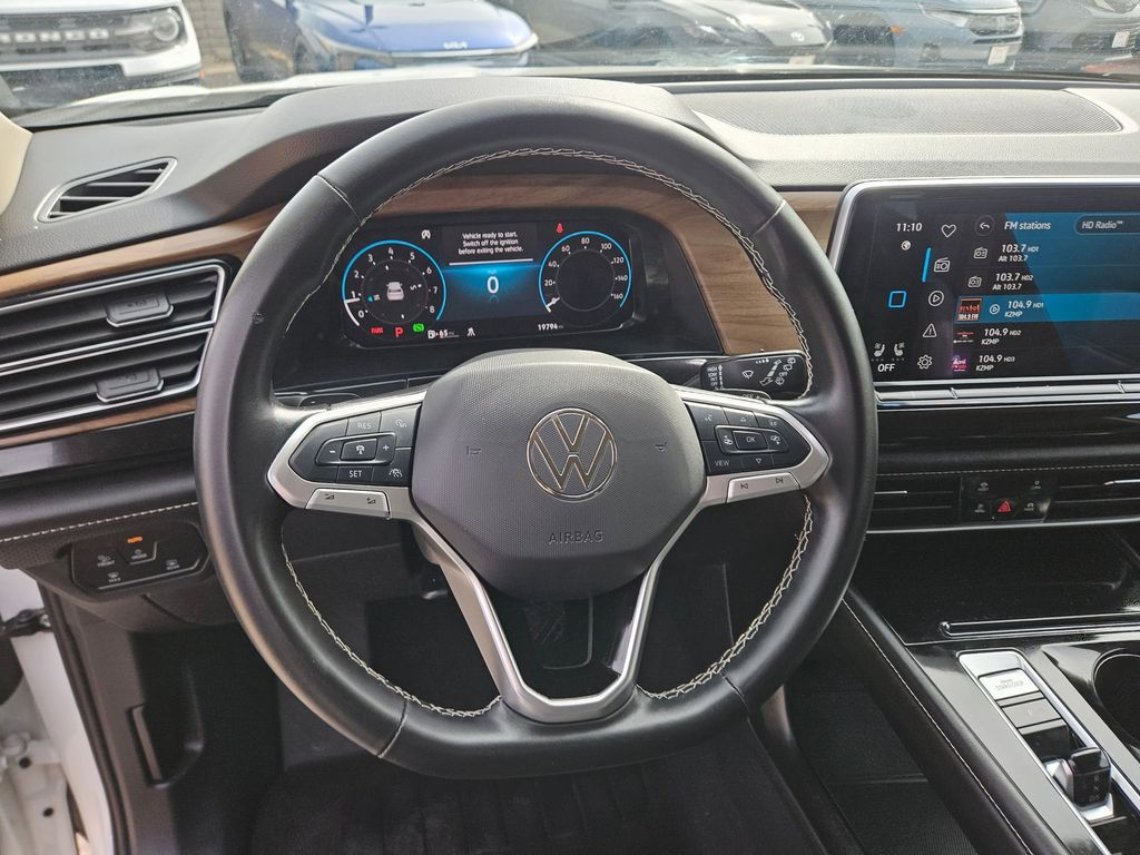 Thumbnail: 2025 Volkswagen Atlas - 18