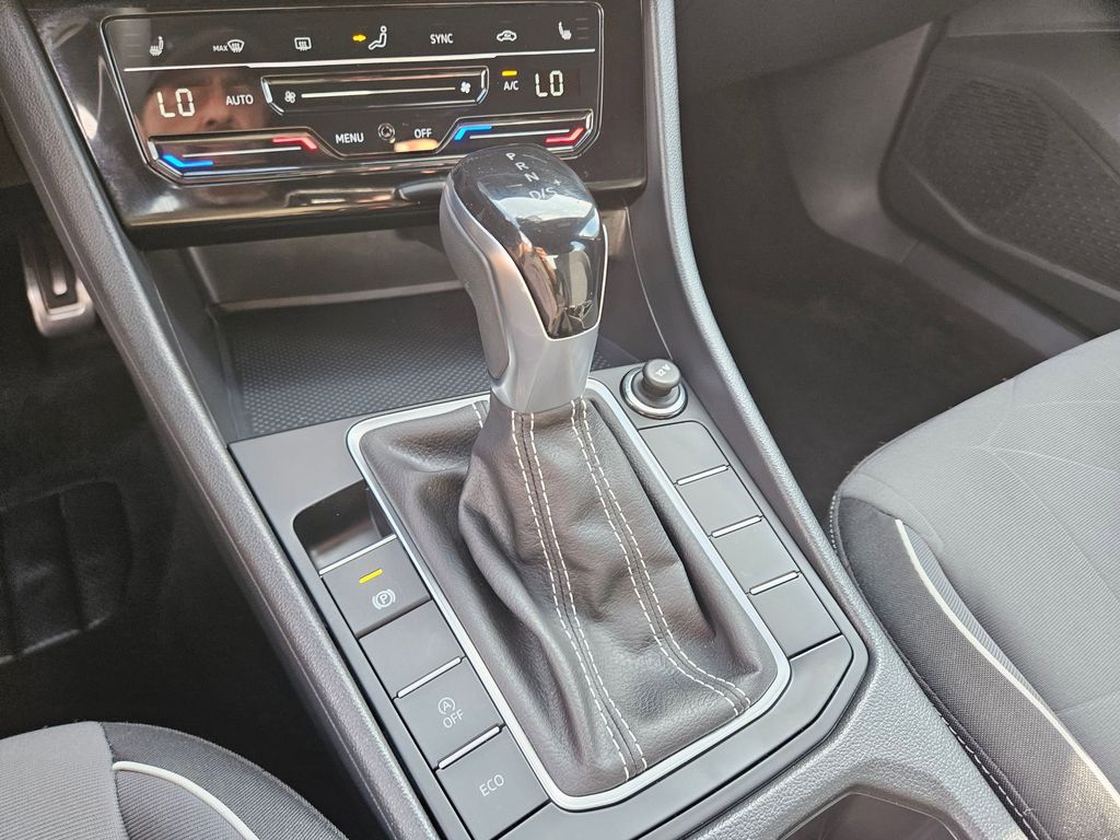 Thumbnail: 2025 Volkswagen Jetta - 28