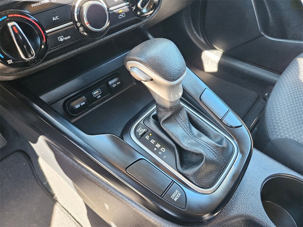 Thumbnail: 2024 Kia Soul - 25