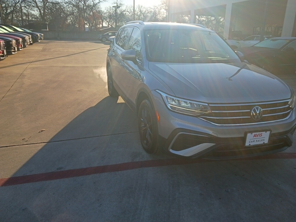 Thumbnail: 2024 Volkswagen Tiguan - 4