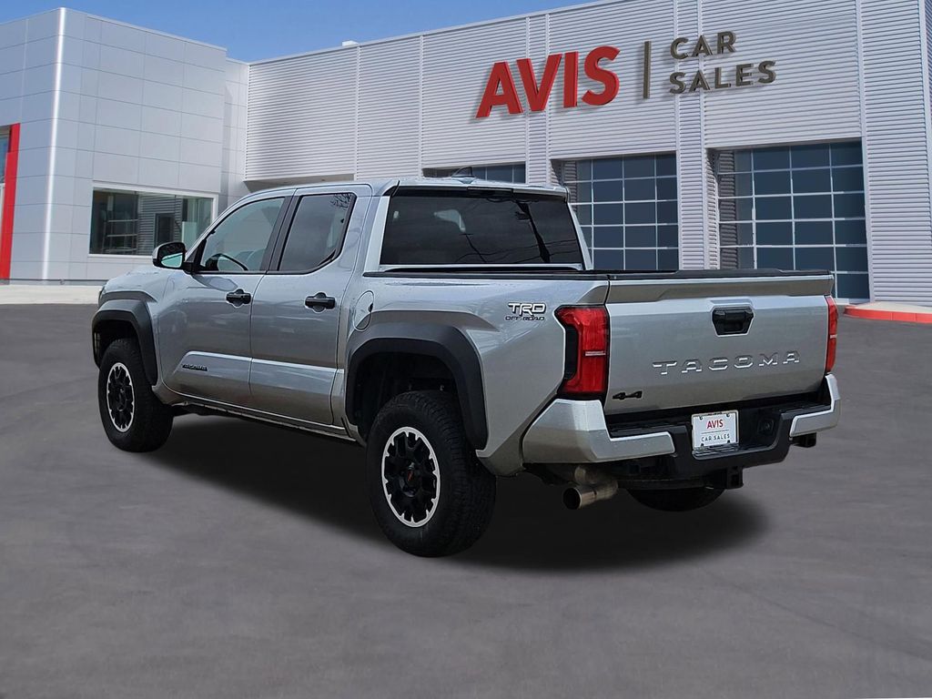 Thumbnail: 2024 Toyota Tacoma - 9