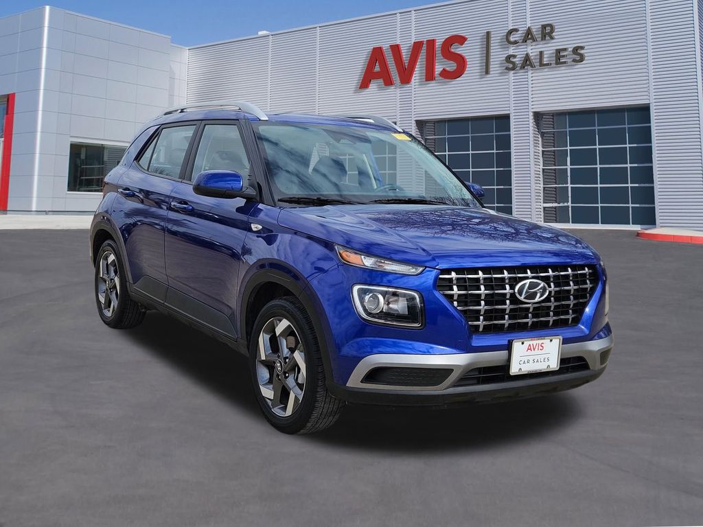 Thumbnail: 2025 Hyundai Venue - 9