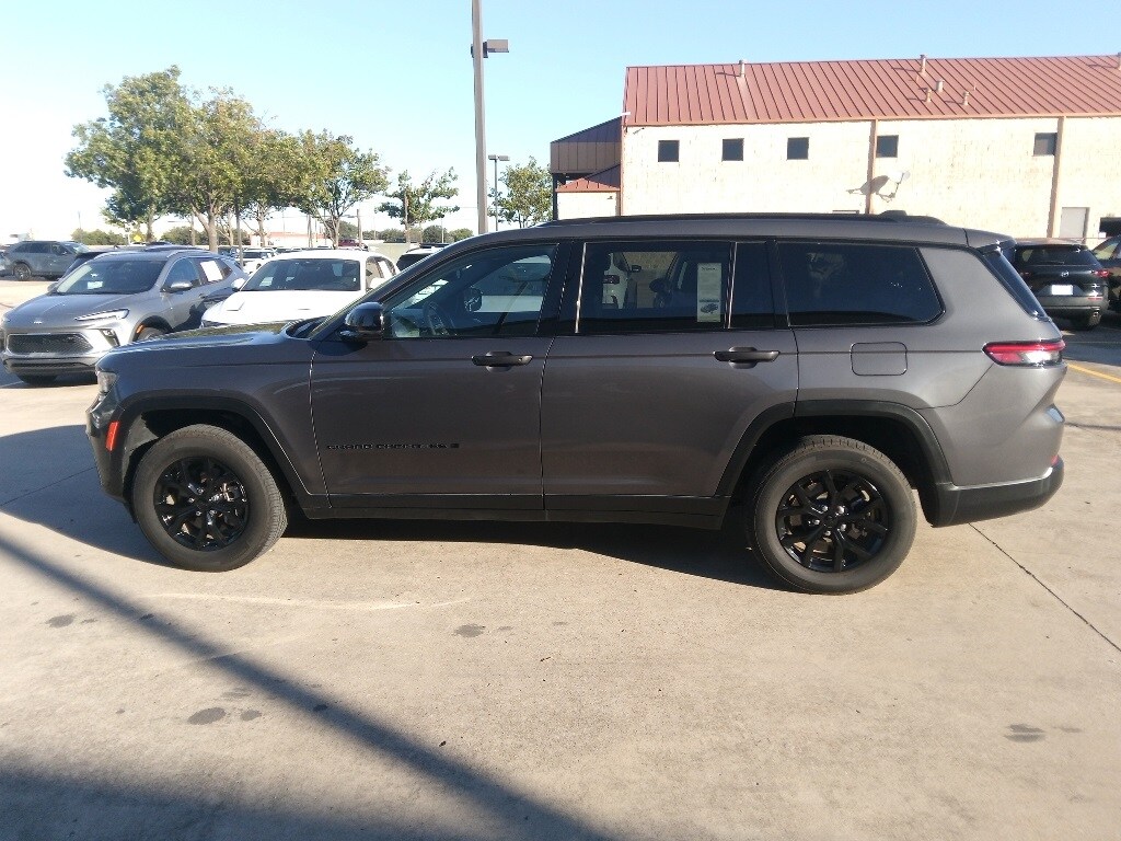 Certified 2024 Jeep Grand Cherokee L Laredo SUV