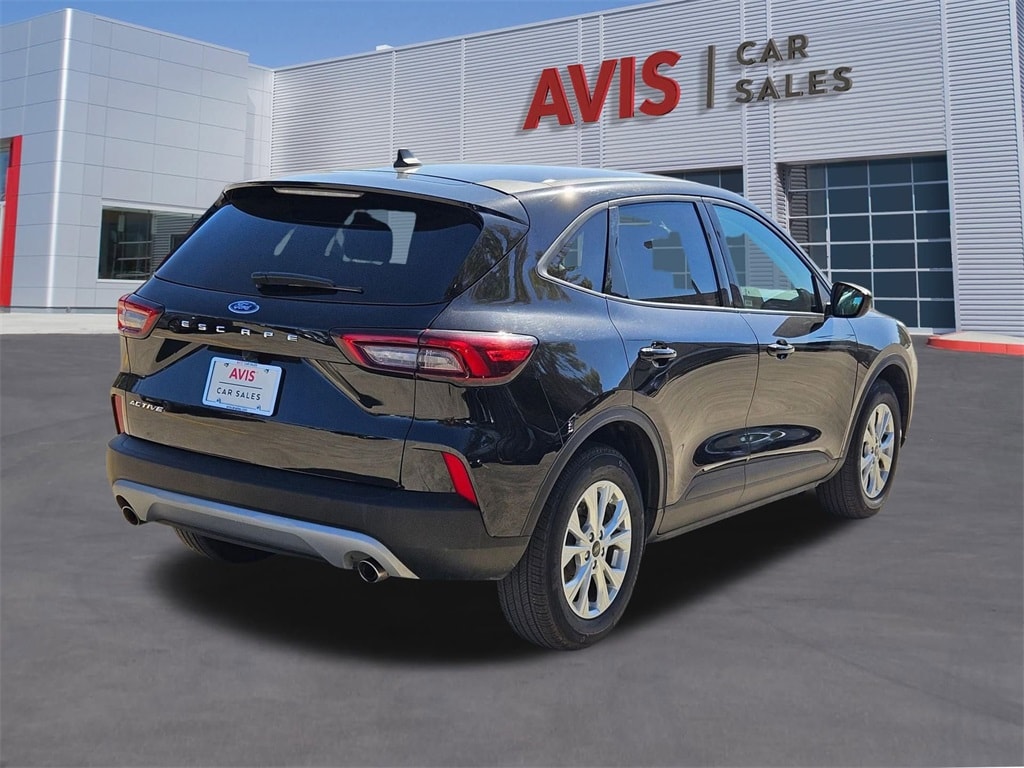 Thumbnail: 2025 Ford Escape - 6