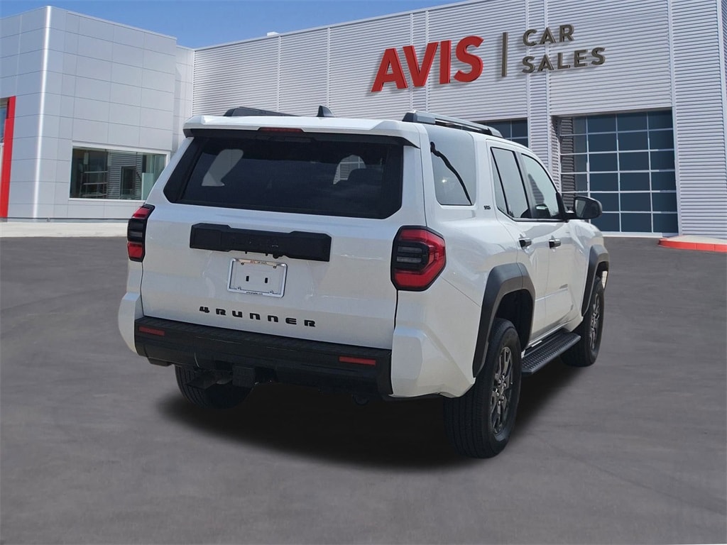 Thumbnail: 2025 Toyota 4Runner - 6