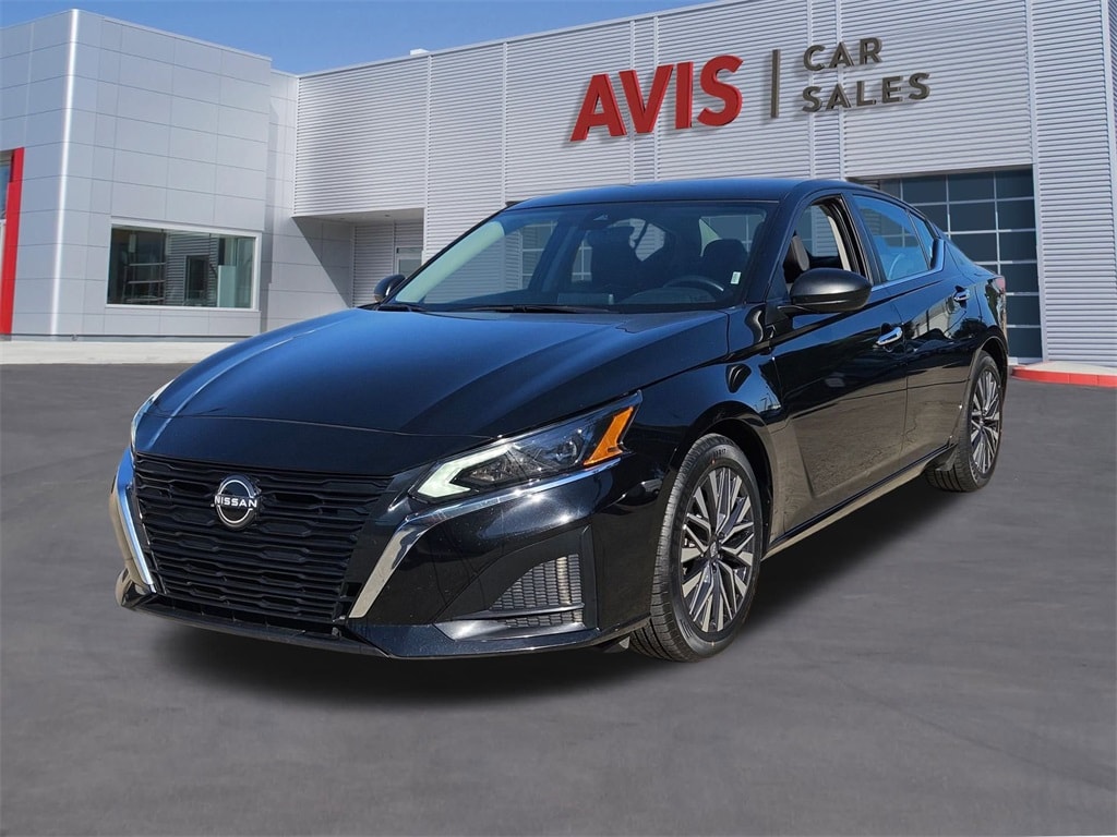 Thumbnail: 2024 Nissan Altima - 1