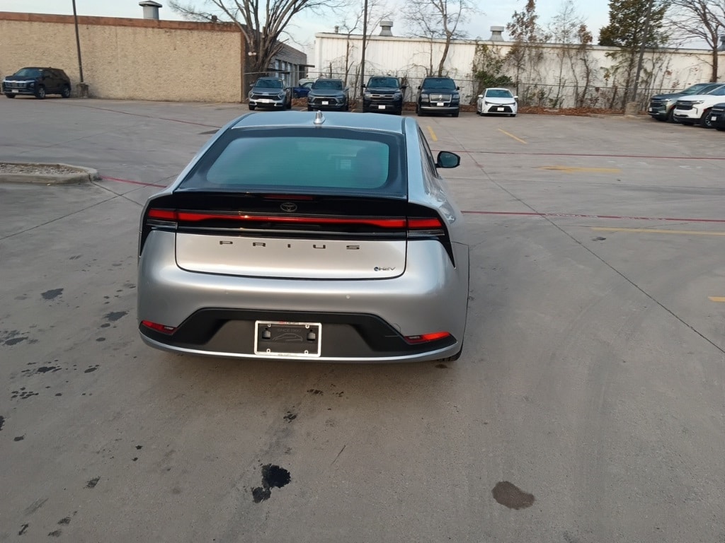 Thumbnail: 2024 Toyota Prius - 6