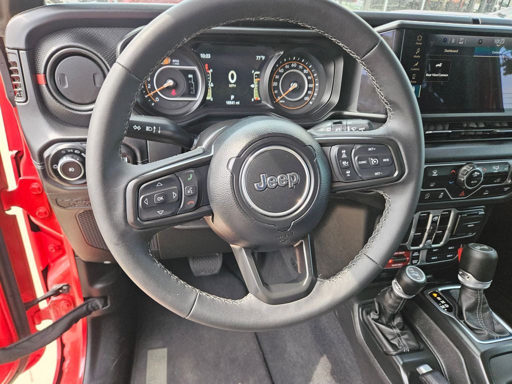 Thumbnail: 2025 Jeep Wrangler - 17