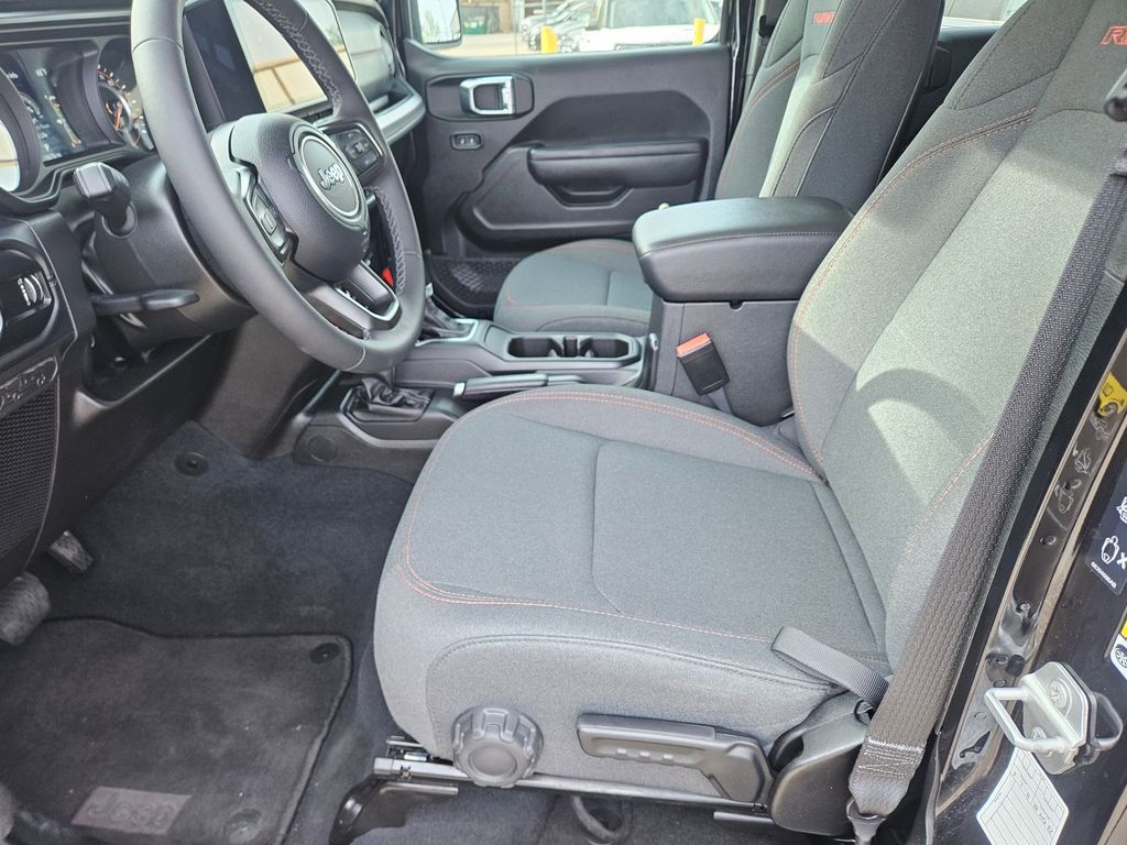 Thumbnail: 2025 Jeep Wrangler - 11