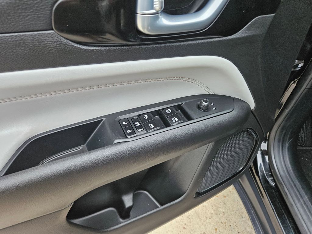 Thumbnail: 2025 Jeep Compass - 15