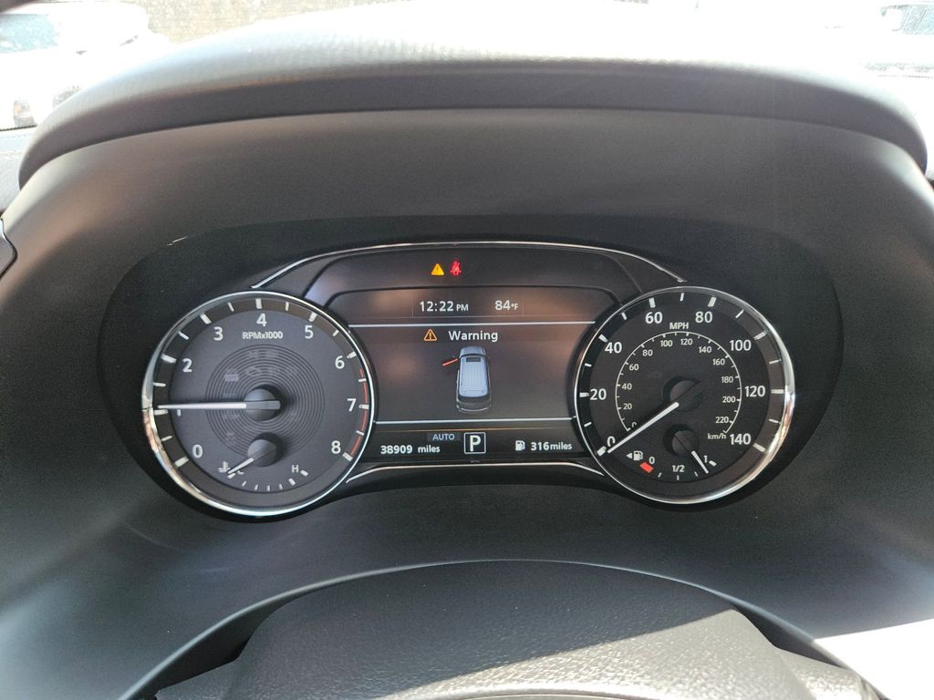 Thumbnail: 2024 INFINITI QX80 - 19