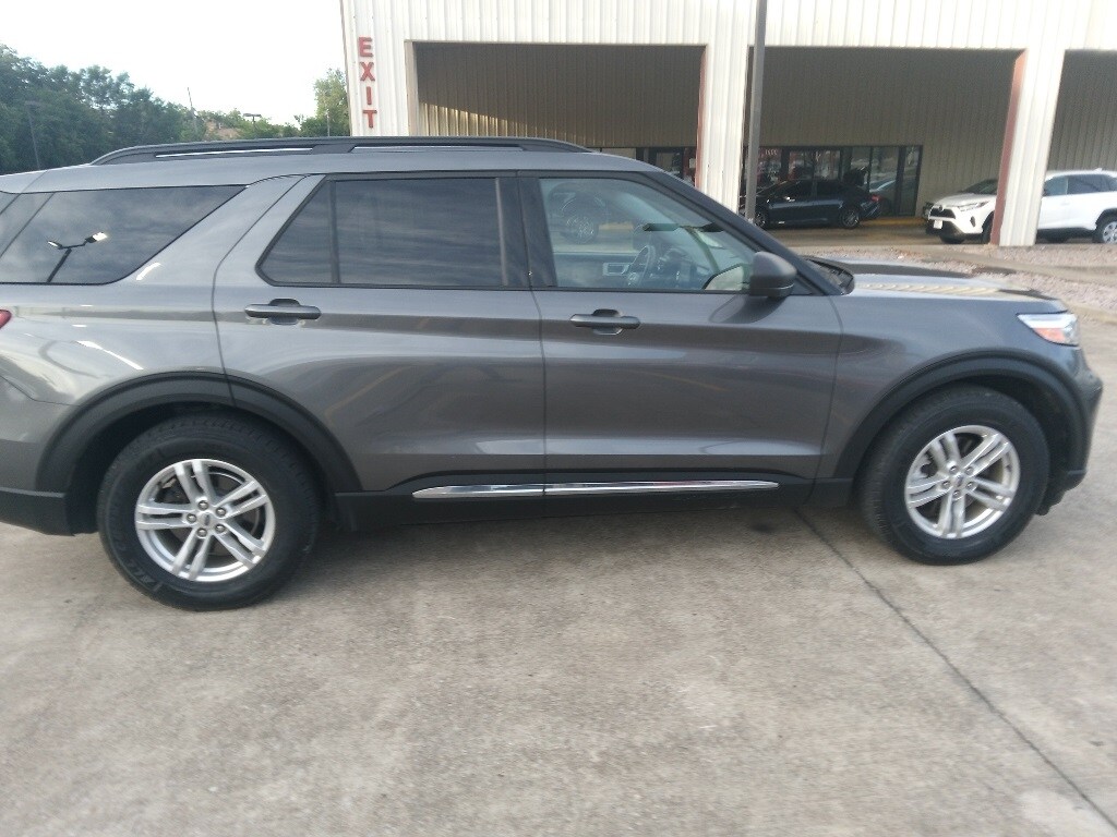 Thumbnail: 2023 Ford Explorer - 7