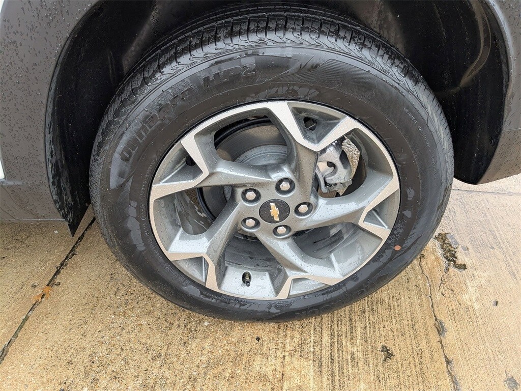 Thumbnail: 2025 Chevrolet Trax - 28