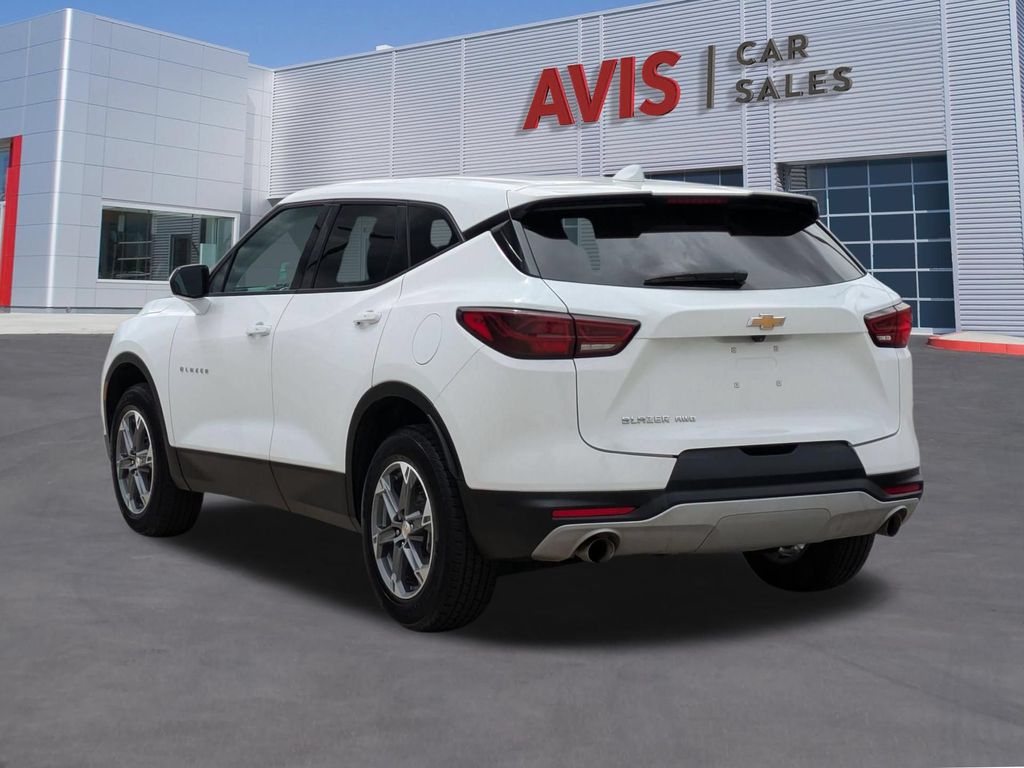 Thumbnail: 2025 Chevrolet Blazer - 9