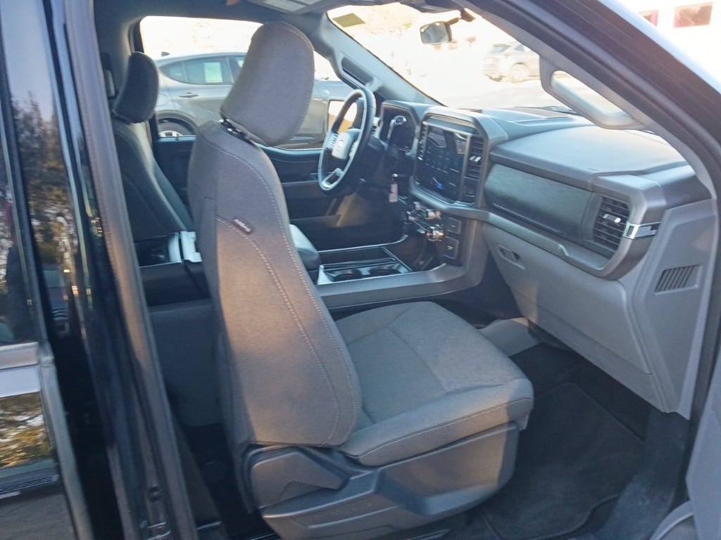 Thumbnail: 2025 Ford F-150 - 8