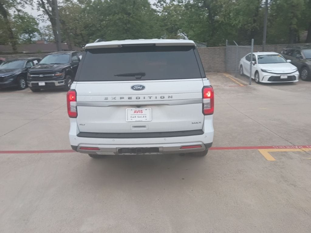 Thumbnail: 2023 Ford Expedition MAX - 10