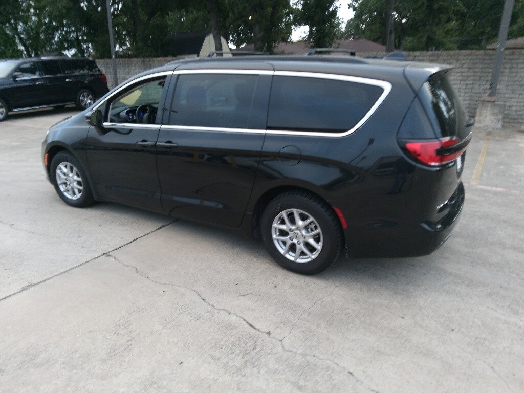 Used 2022 Chrysler Pacifica For Sale at AVIS Car Sales VIN