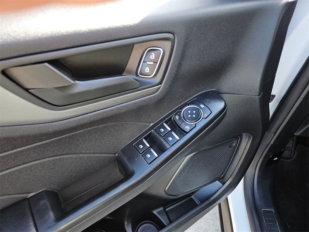 Thumbnail: 2025 Ford Escape - 15