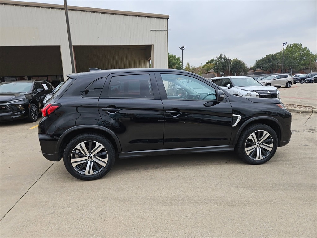 Thumbnail: 2024 Mitsubishi Outlander Sport - 7