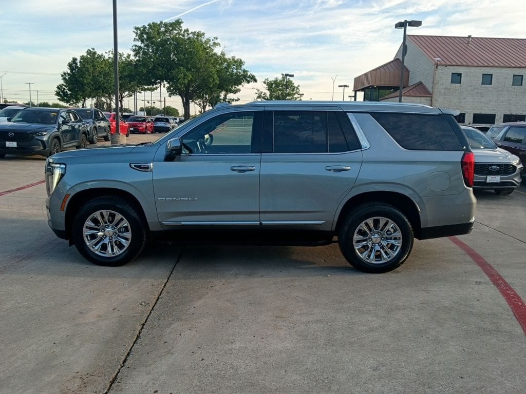 Thumbnail: 2025 GMC Yukon - 4