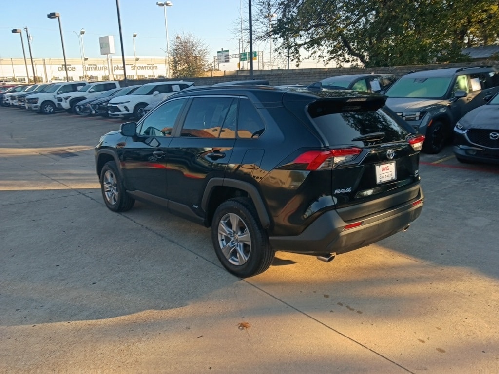 Thumbnail: 2025 Toyota RAV4 - 12