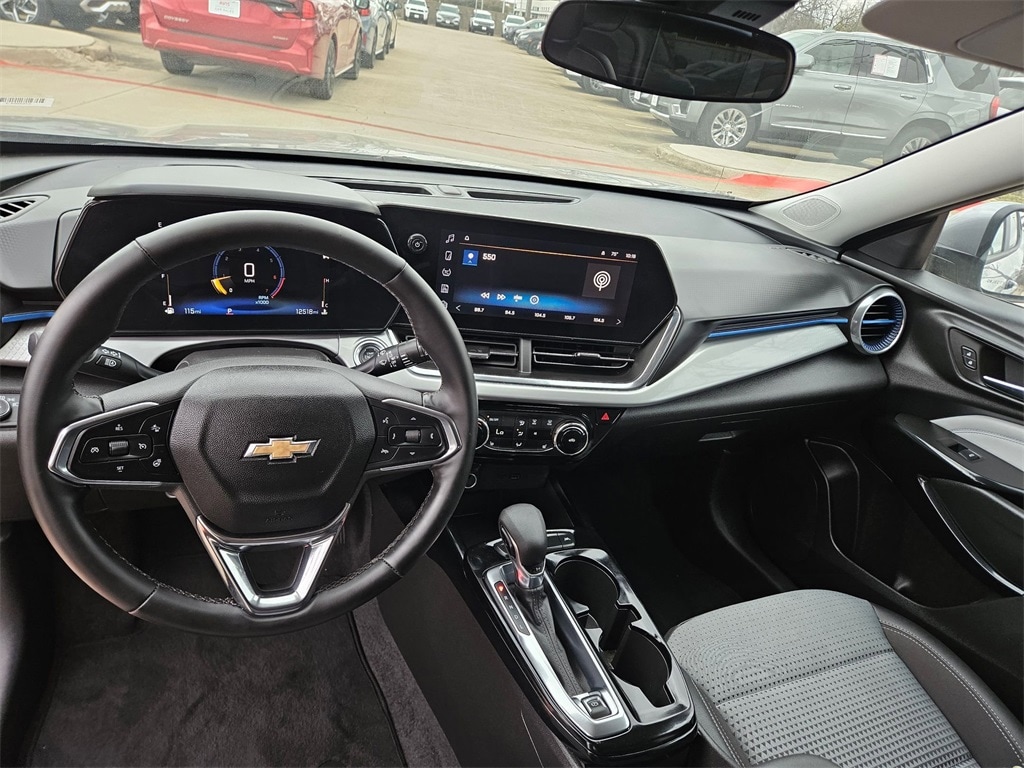 Thumbnail: 2025 Chevrolet Trax - 16