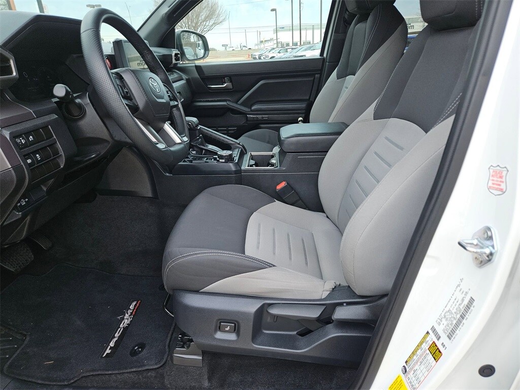 Thumbnail: 2025 Toyota Tacoma - 11