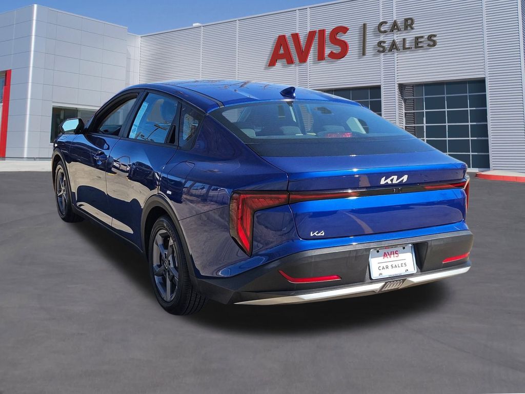 Thumbnail: 2025 Kia K4 - 3