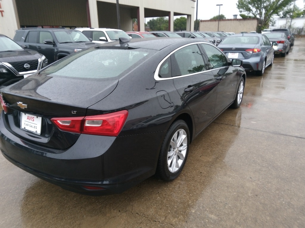 Thumbnail: 2023 Chevrolet Malibu - 5