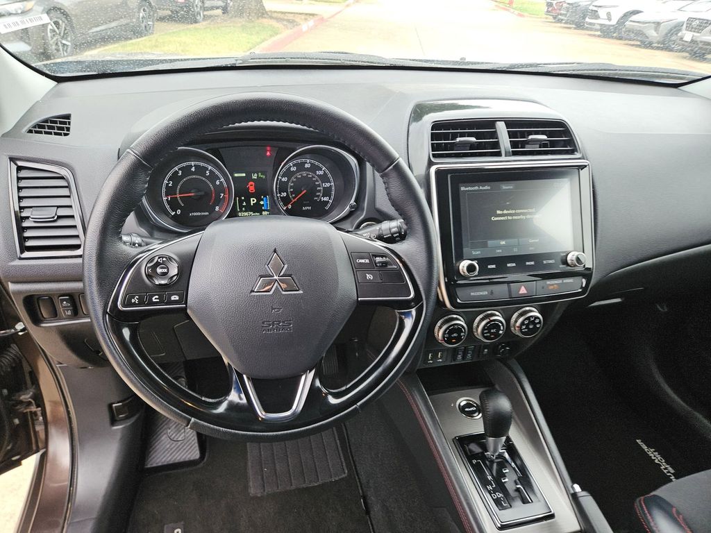 Thumbnail: 2025 Mitsubishi Outlander Sport - 17