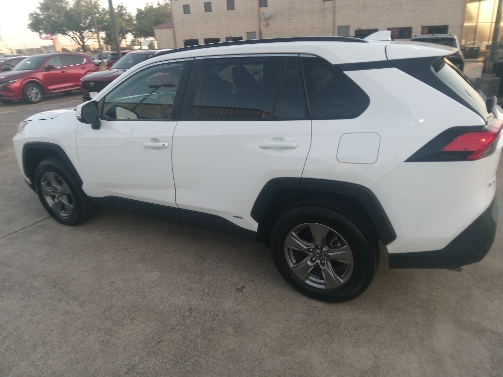 Thumbnail: 2024 Toyota RAV4 - 5