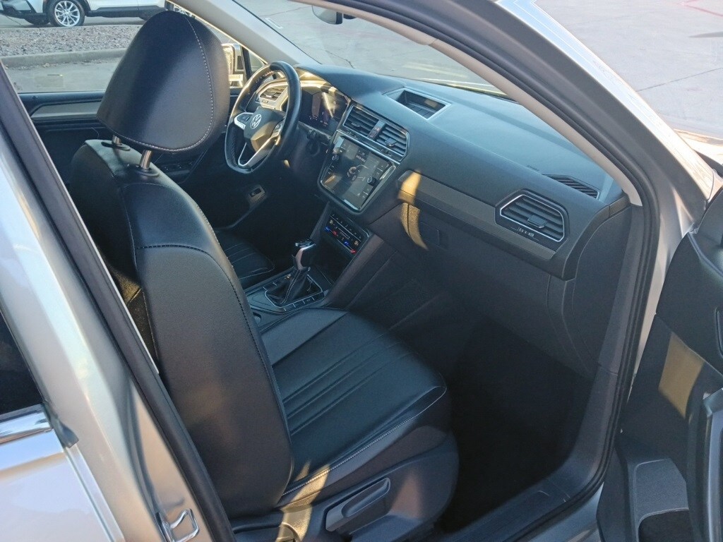 Thumbnail: 2024 Volkswagen Tiguan - 7